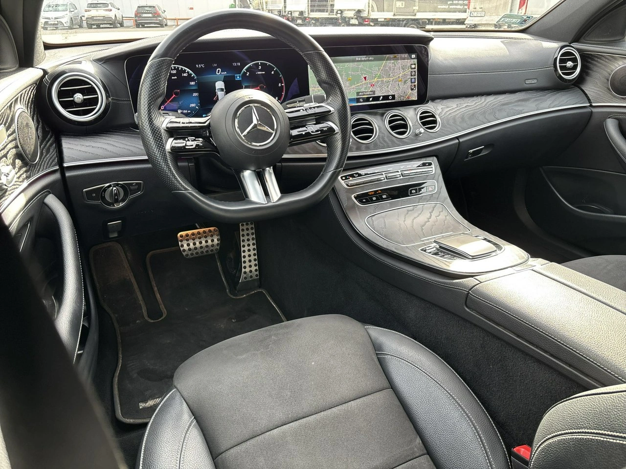 Mercedes E 220 - Zdjęcie 12