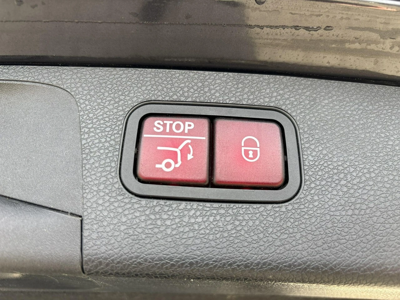 Mercedes E 220 - Zdjęcie 14