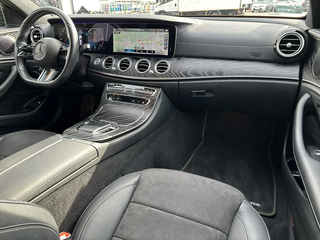 Mercedes E 220 - Zdjęcie 17