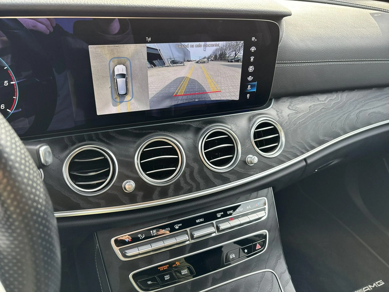 Mercedes E 220 - Zdjęcie 21