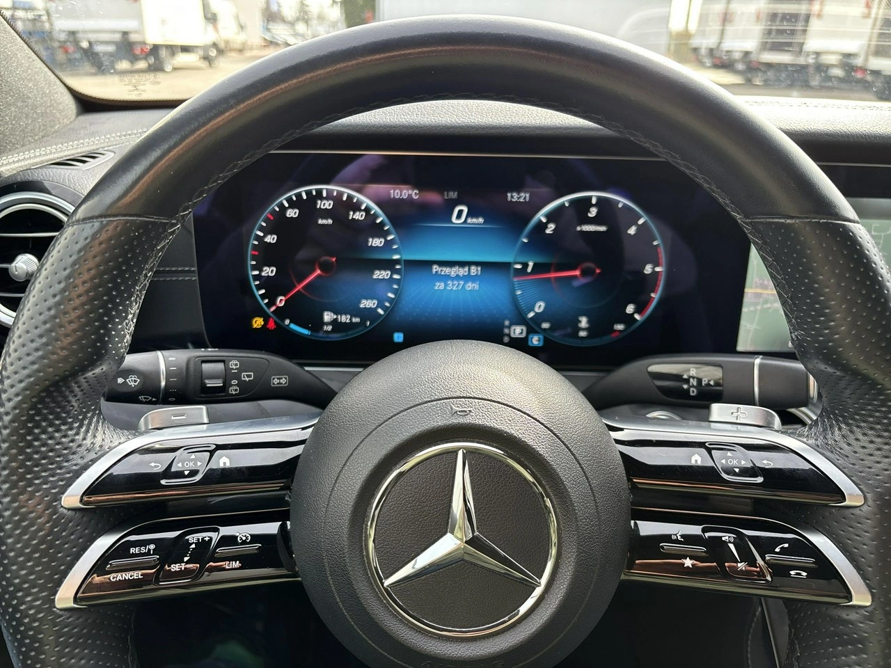 Mercedes E 220 - Zdjęcie 22