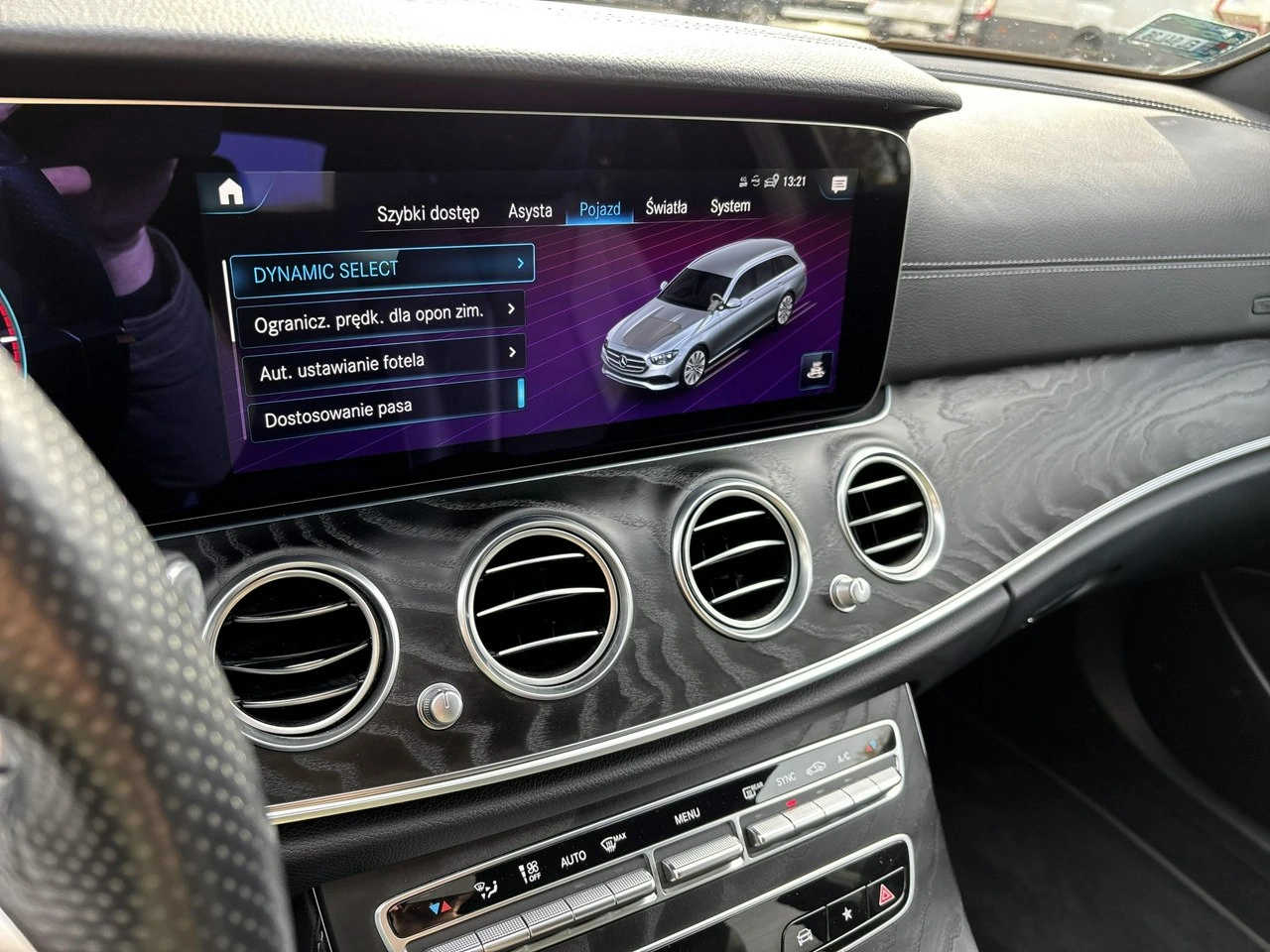 Mercedes E 220 - Zdjęcie 25