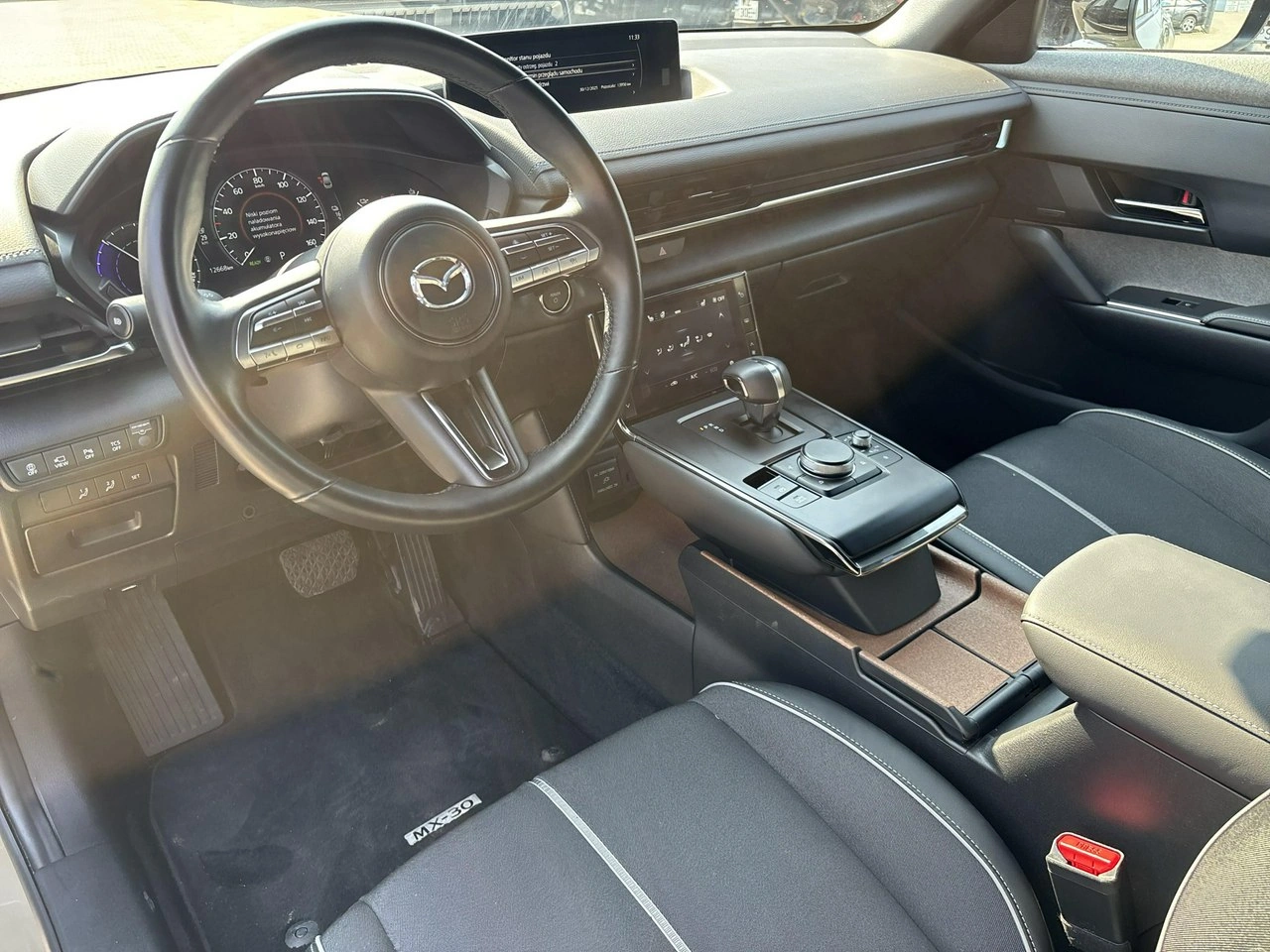 Mazda MX-30 - Zdjęcie 12