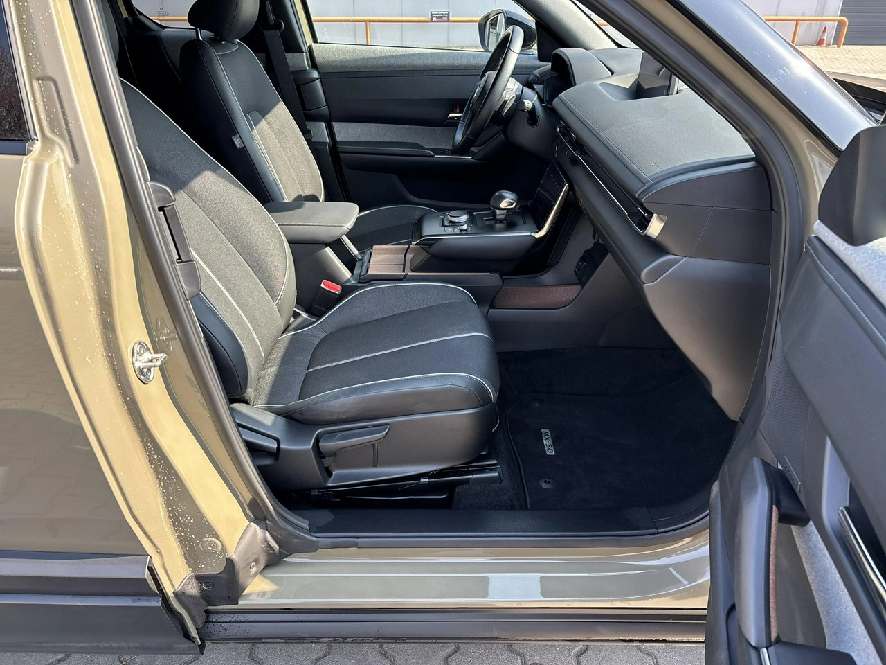 Mazda MX-30 - Zdjęcie 15