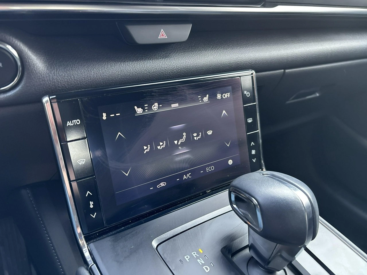 Mazda MX-30 - Zdjęcie 22