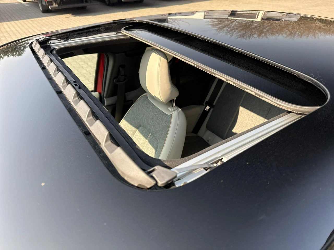 Mazda MX-30 - Zdjęcie 14