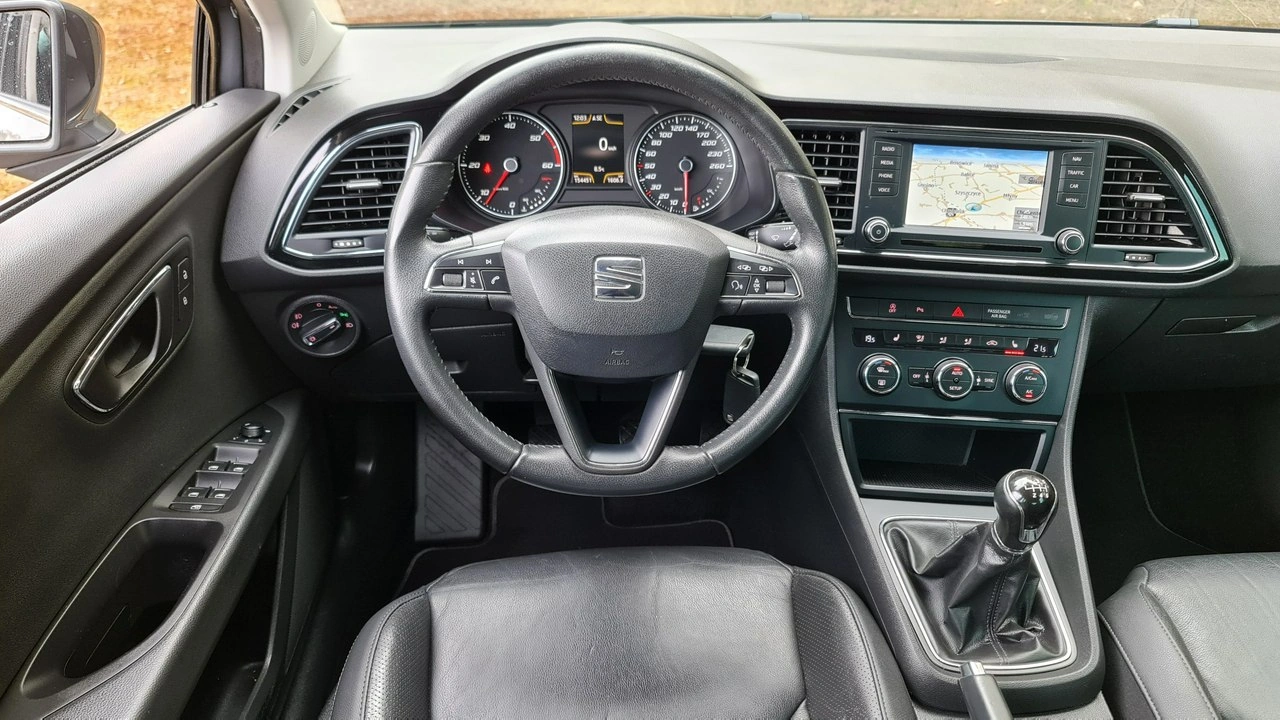 Seat Leon - Zdjęcie 15