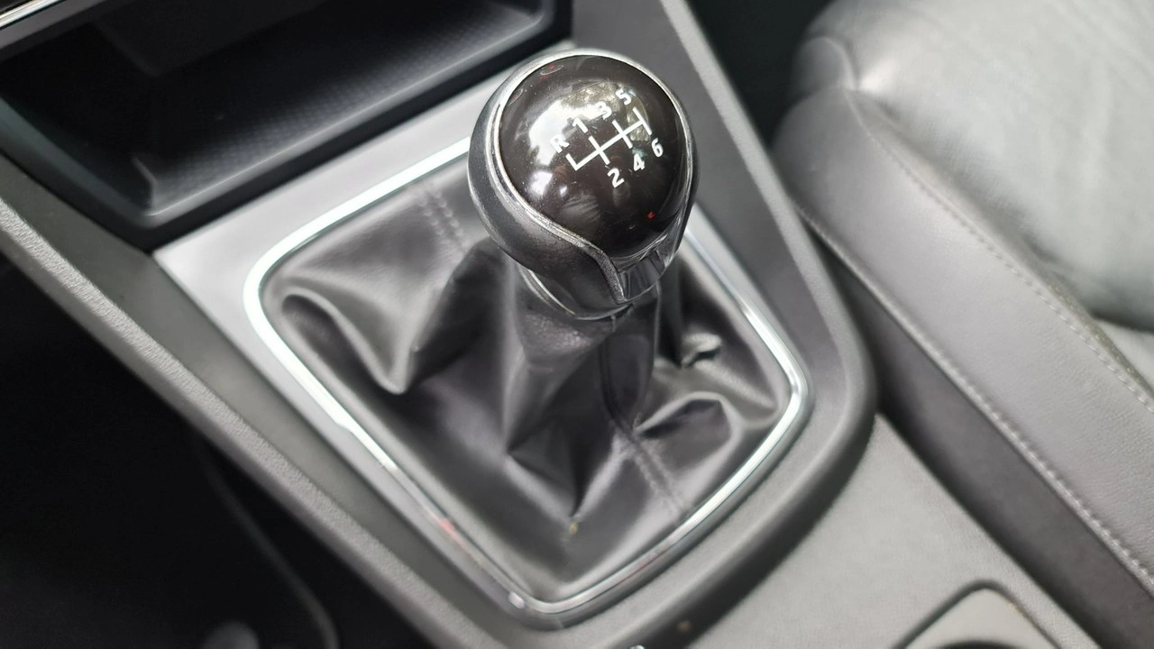 Seat Leon - Zdjęcie 22