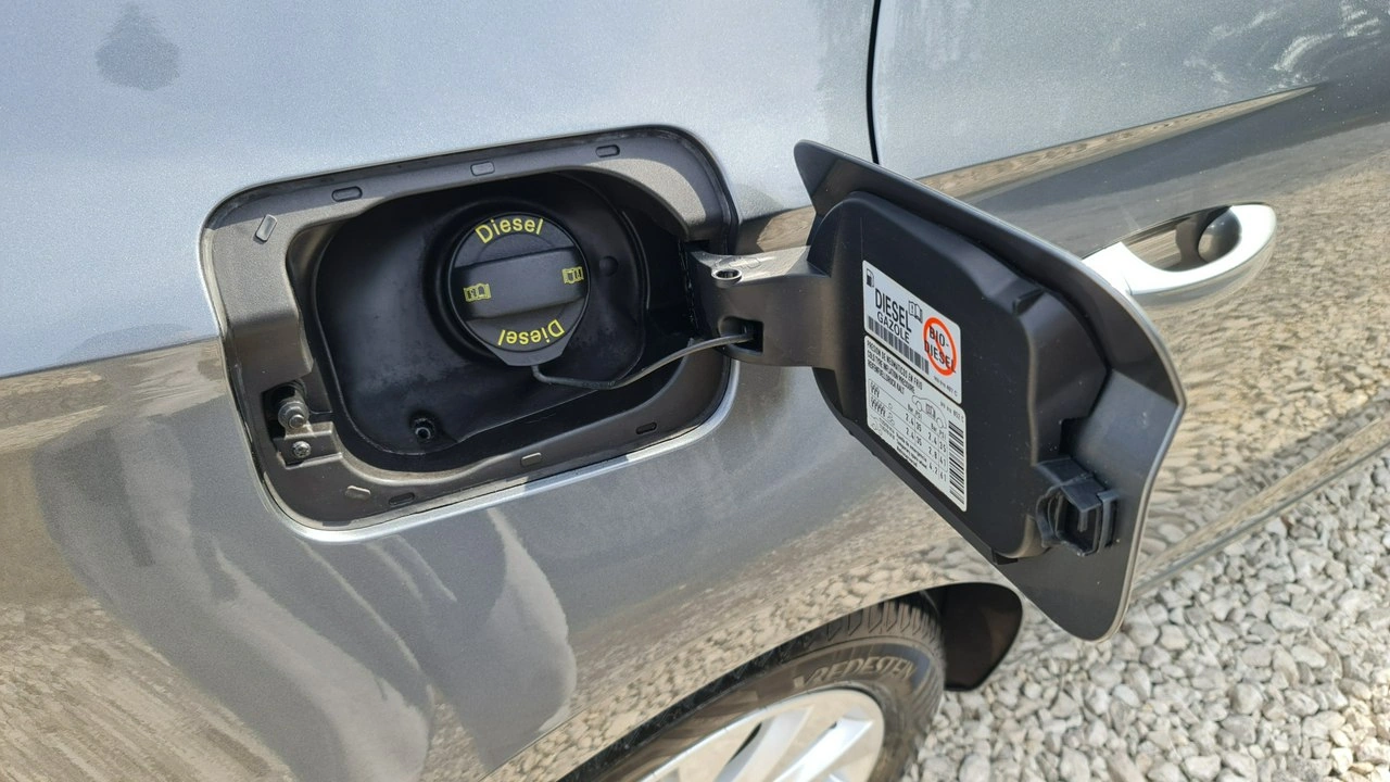 Seat Leon - Zdjęcie 40