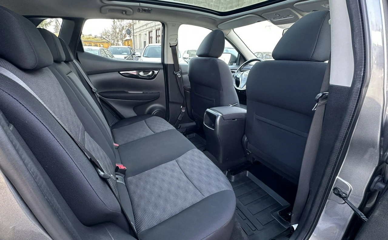 Nissan Qashqai - Zdjęcie 18