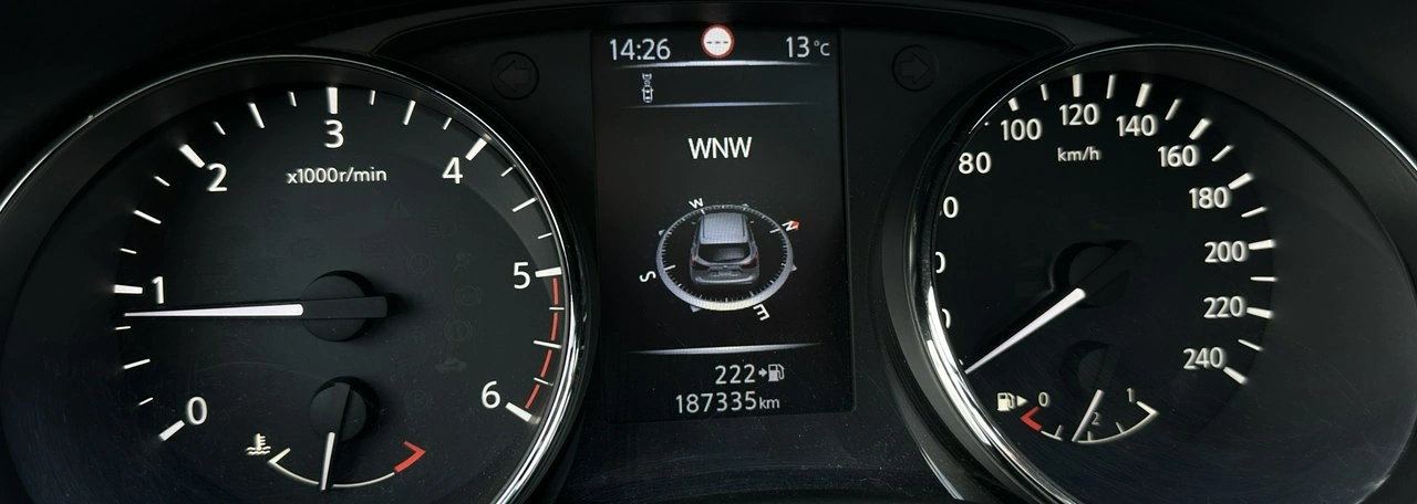 Nissan Qashqai - Zdjęcie 23