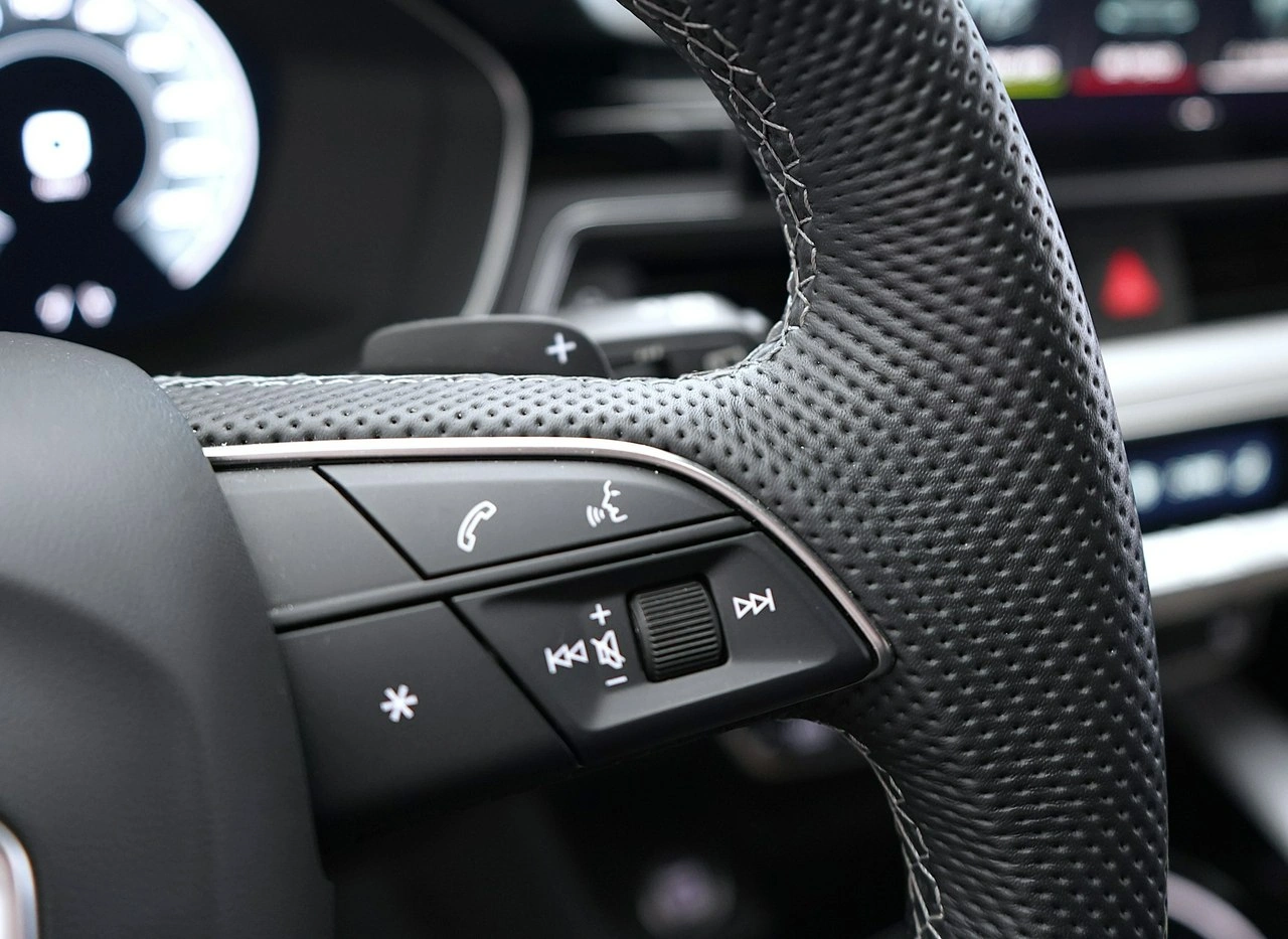 Audi A4 - Zdjęcie 21