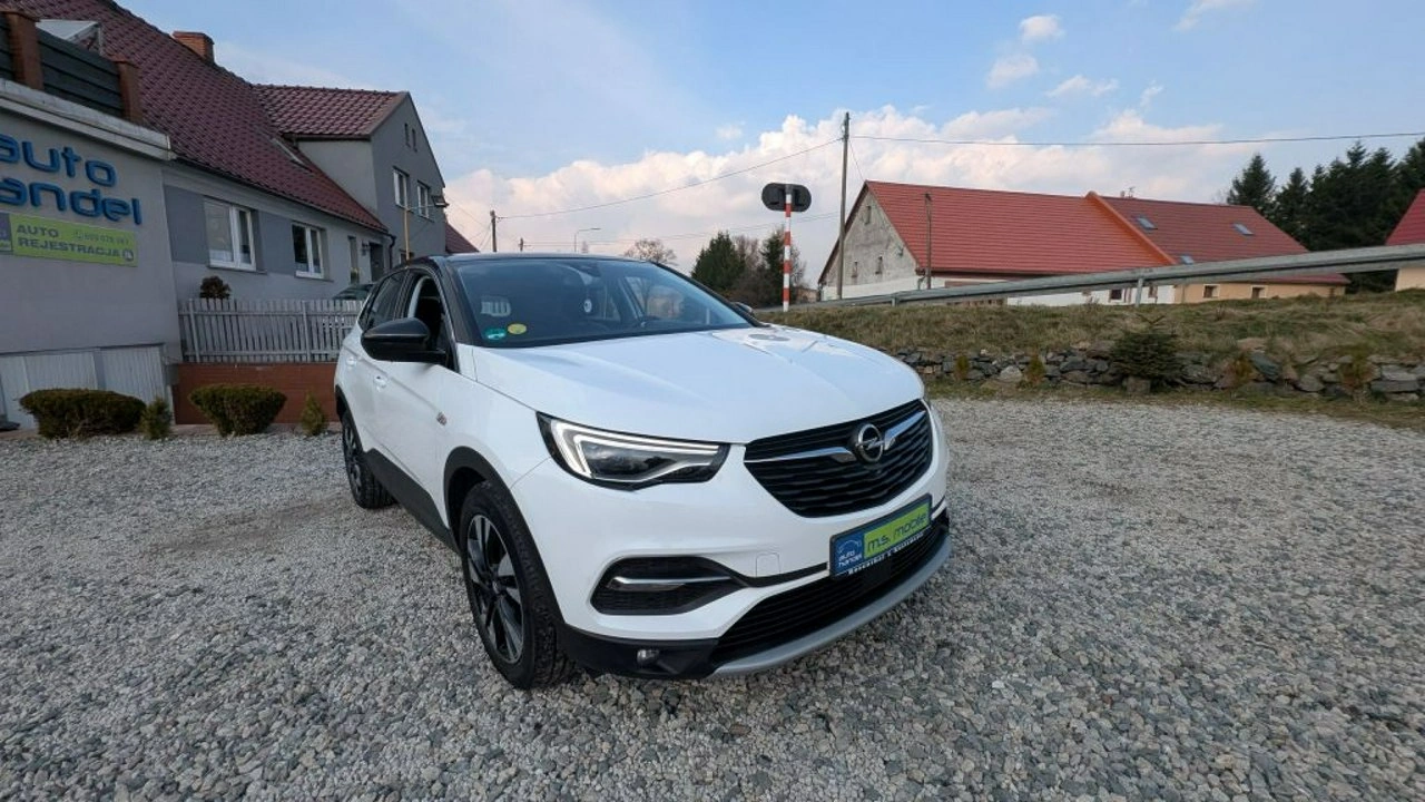 Opel Grandland X - Zdjęcie 13