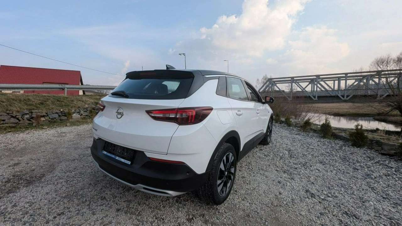 Opel Grandland X - Zdjęcie 19