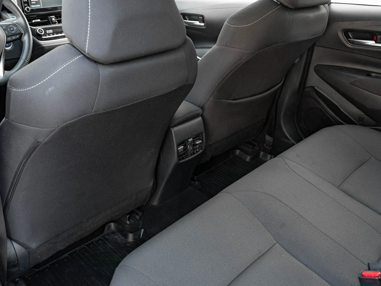 Toyota Corolla - Zdjęcie 23