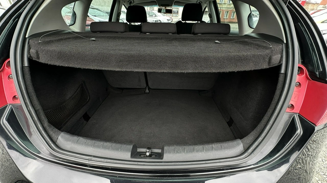 Seat Leon - Zdjęcie 12