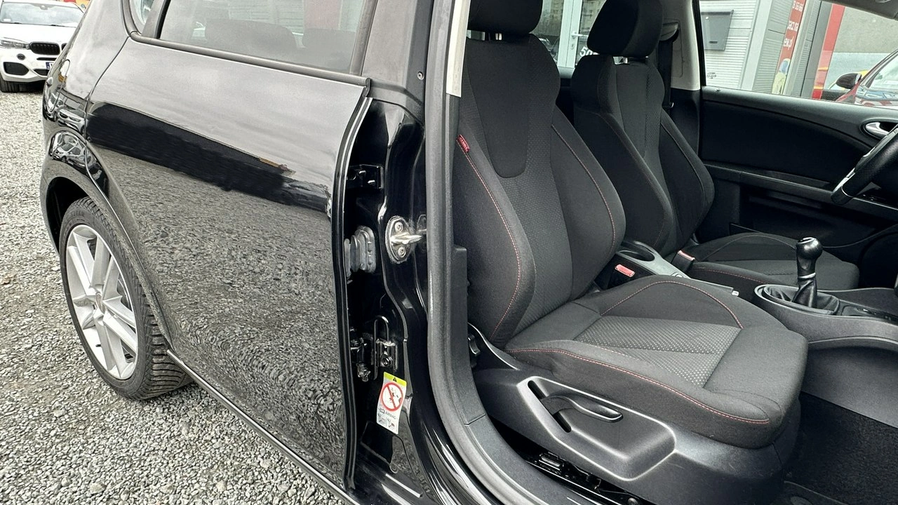 Seat Leon - Zdjęcie 22