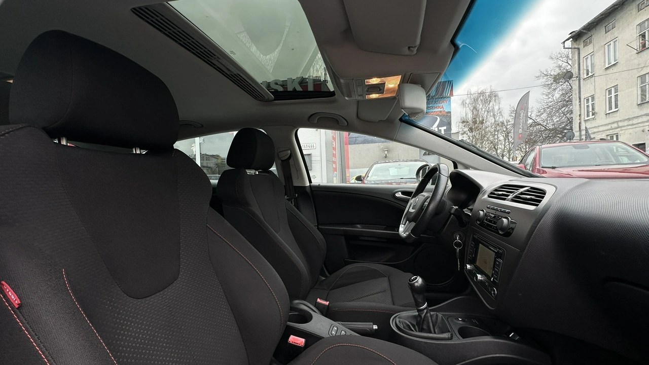 Seat Leon - Zdjęcie 23