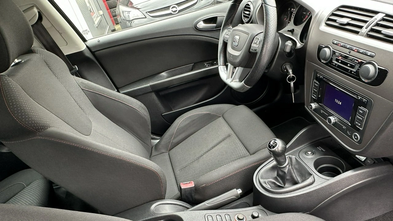 Seat Leon - Zdjęcie 25