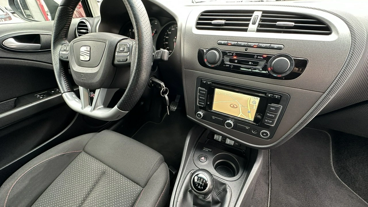 Seat Leon - Zdjęcie 26