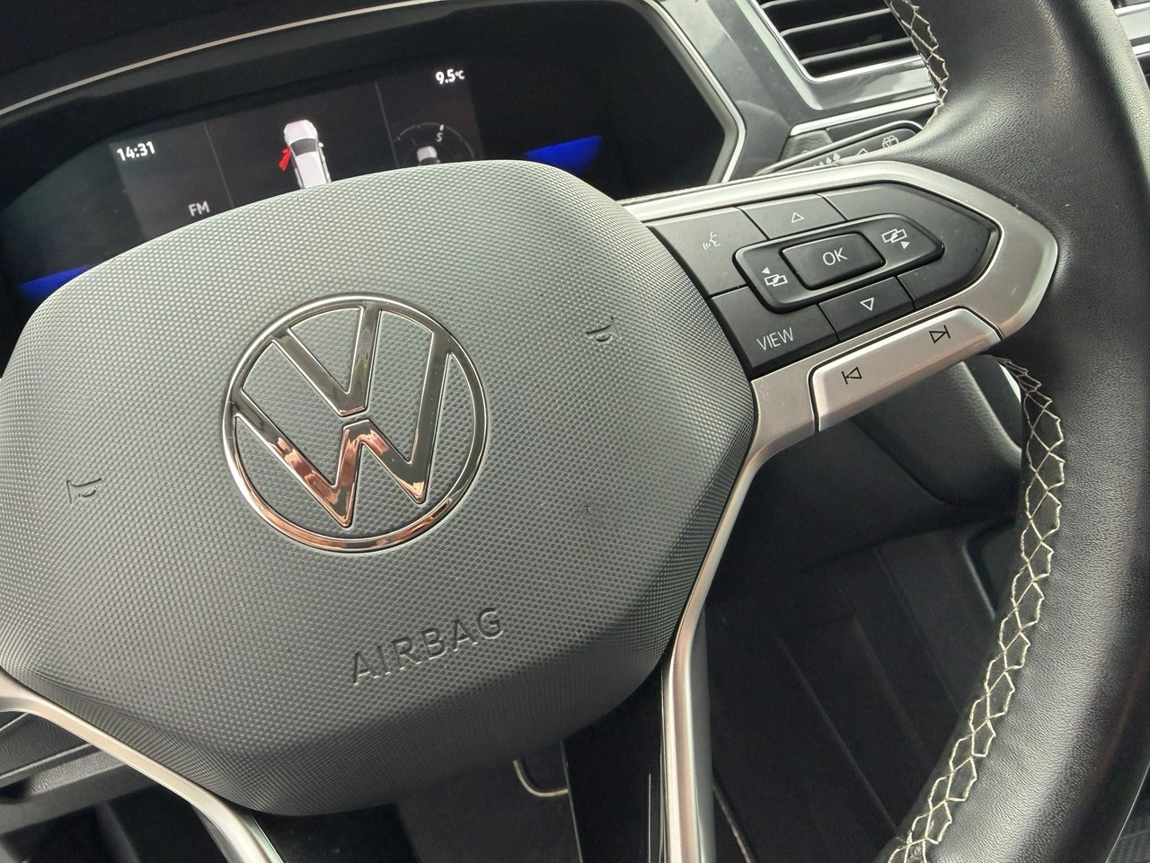 Volkswagen Tiguan Allspace - Zdjęcie 16