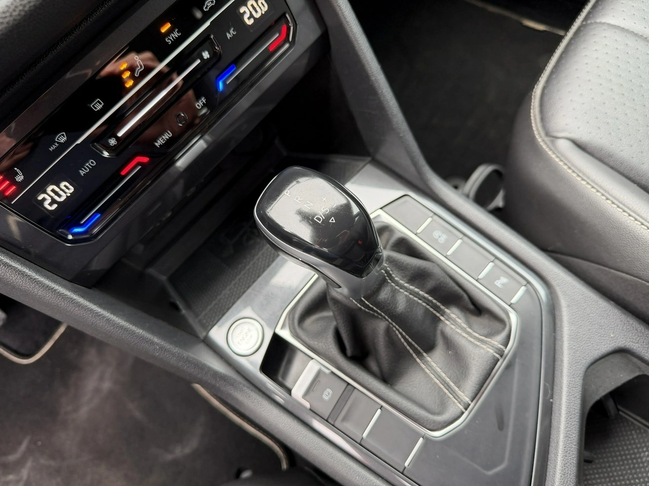 Volkswagen Tiguan Allspace - Zdjęcie 18