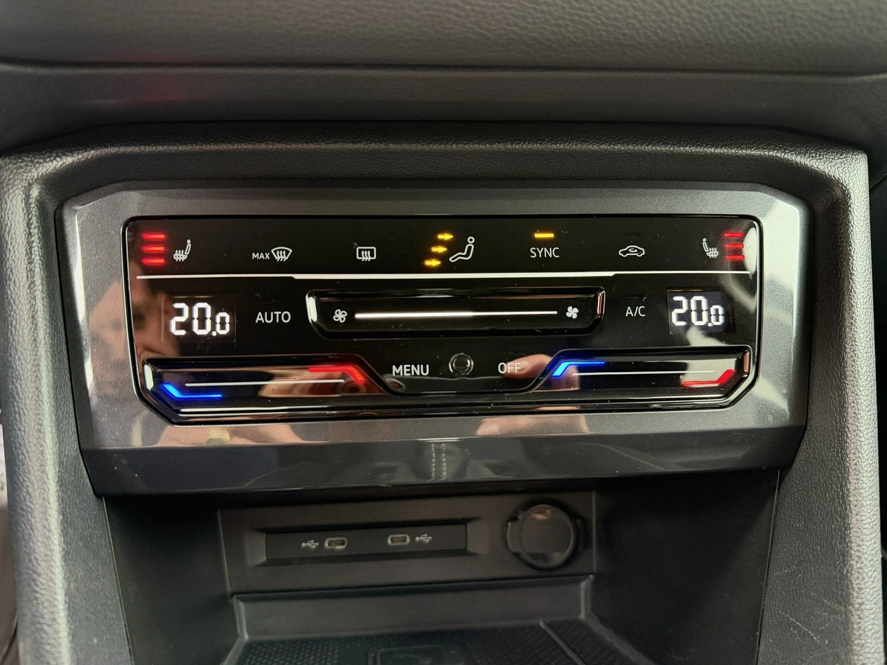 Volkswagen Tiguan Allspace - Zdjęcie 19