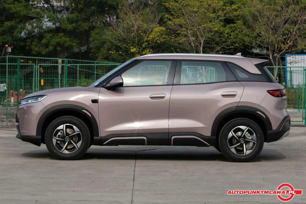 BYD Yuan - Zdjęcie 4