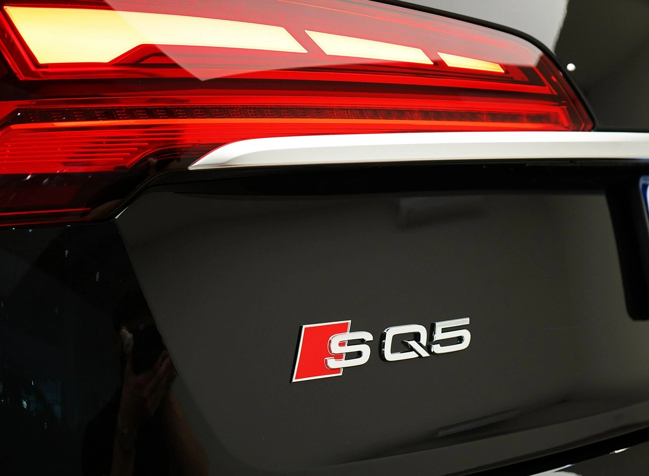Audi SQ5 - Zdjęcie 10