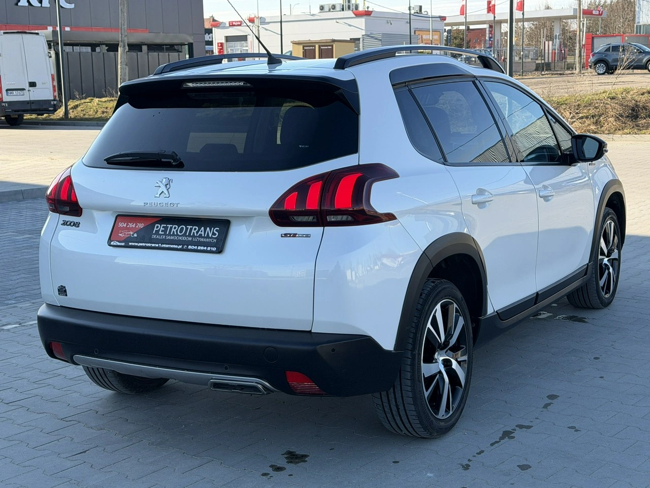 Peugeot 2008 - Zdjęcie 11