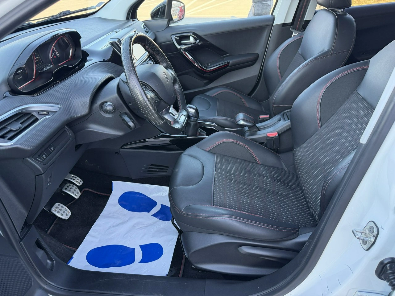 Peugeot 2008 - Zdjęcie 19