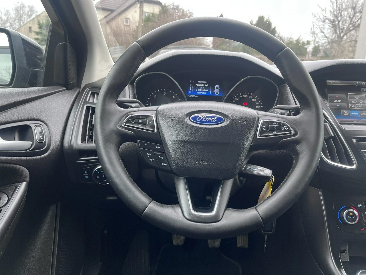 Ford Focus - Zdjęcie 17