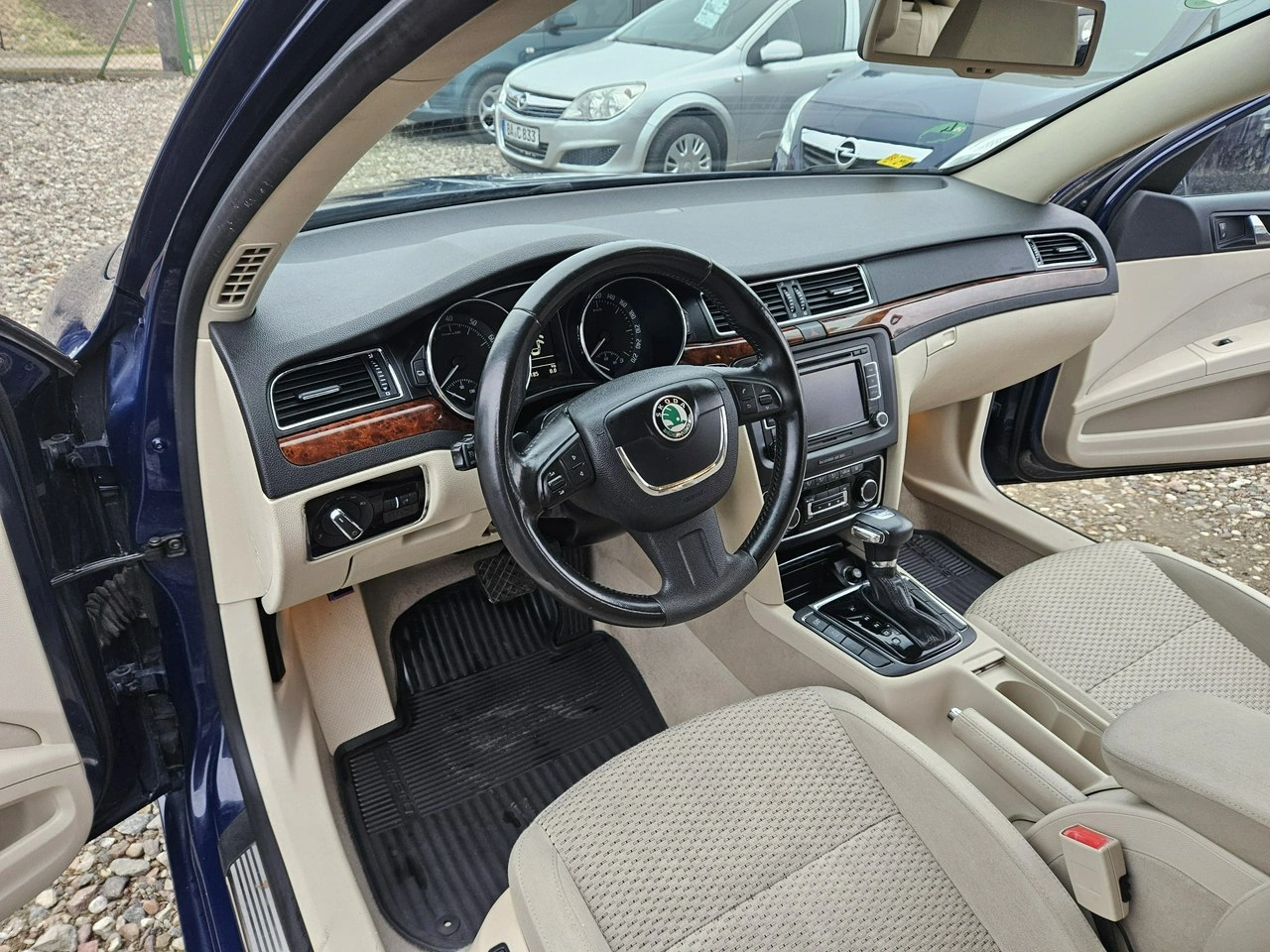 Skoda Superb - Zdjęcie 7