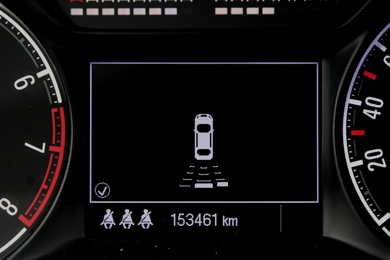 Opel Corsa - Zdjęcie 16