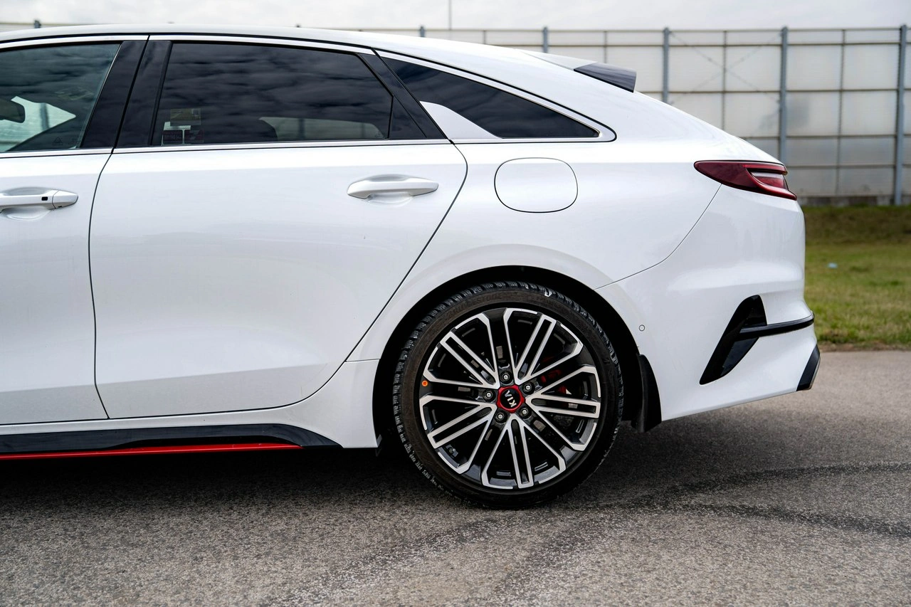 Kia Pro Cee'd - Zdjęcie 11