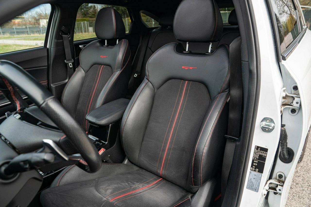 Kia Pro Cee'd - Zdjęcie 21