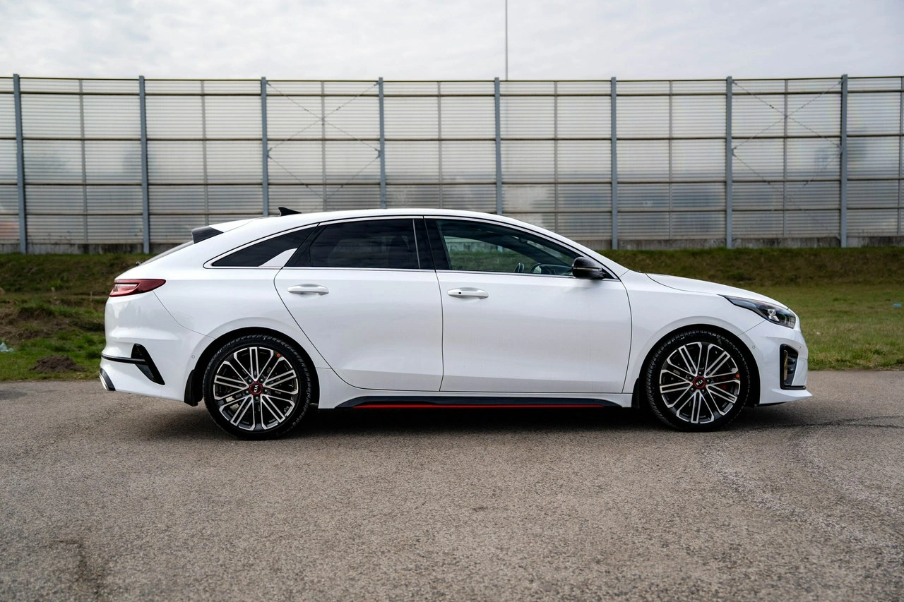 Kia Pro Cee'd - Zdjęcie 8