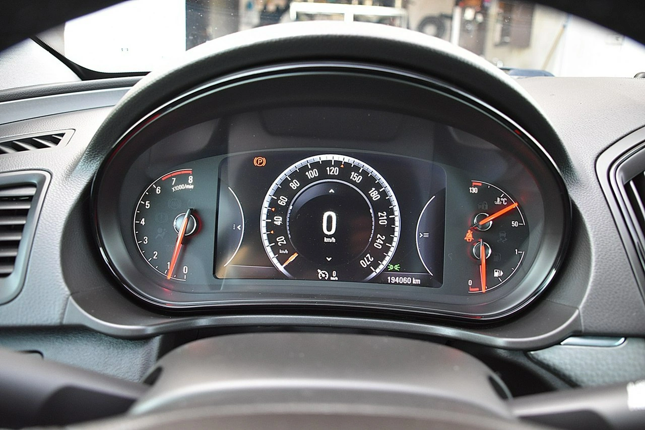 Opel Insignia - Zdjęcie 14
