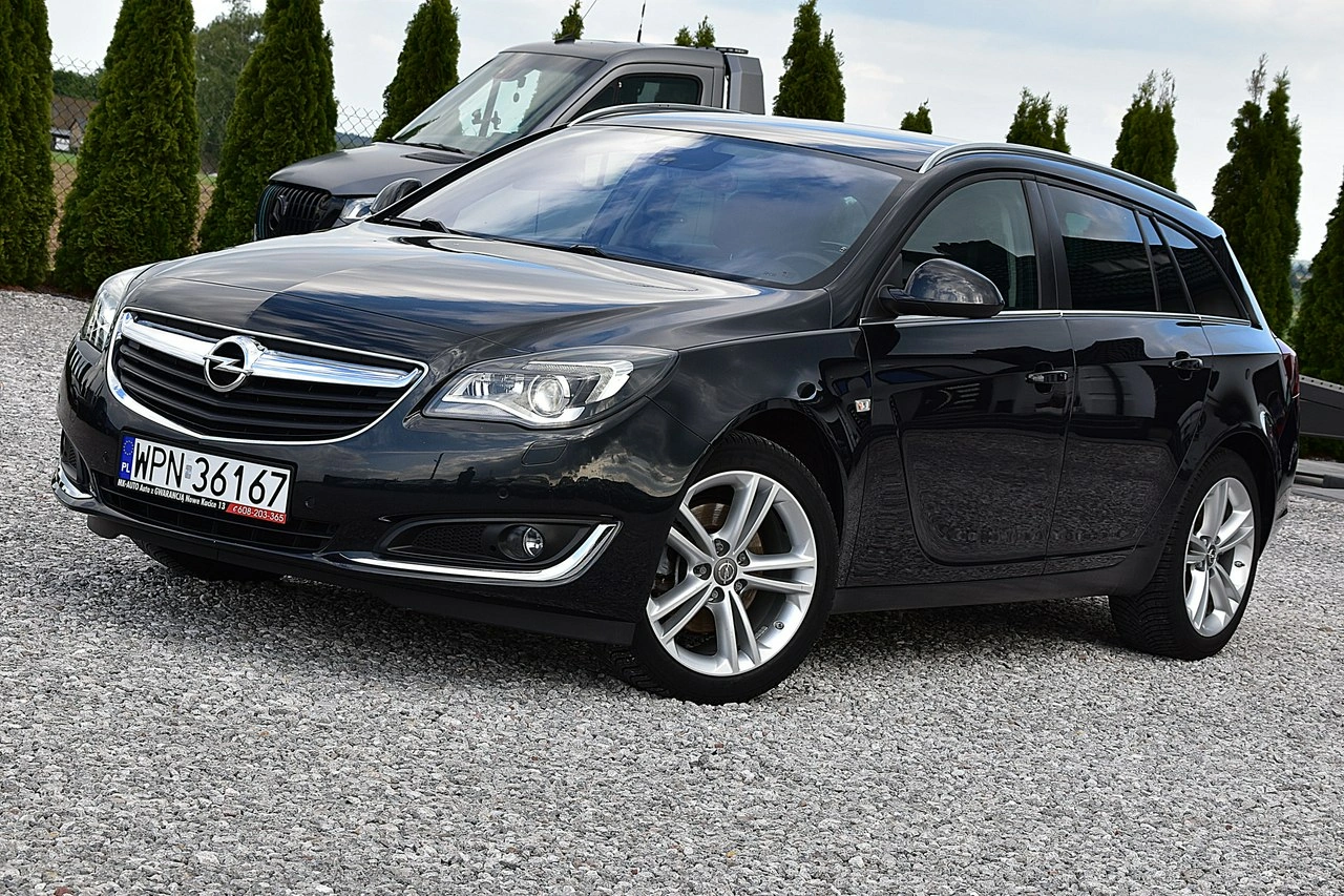 Opel Insignia - Zdjęcie 16