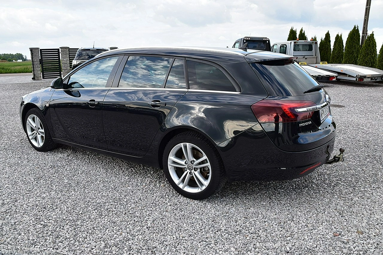 Opel Insignia - Zdjęcie 25