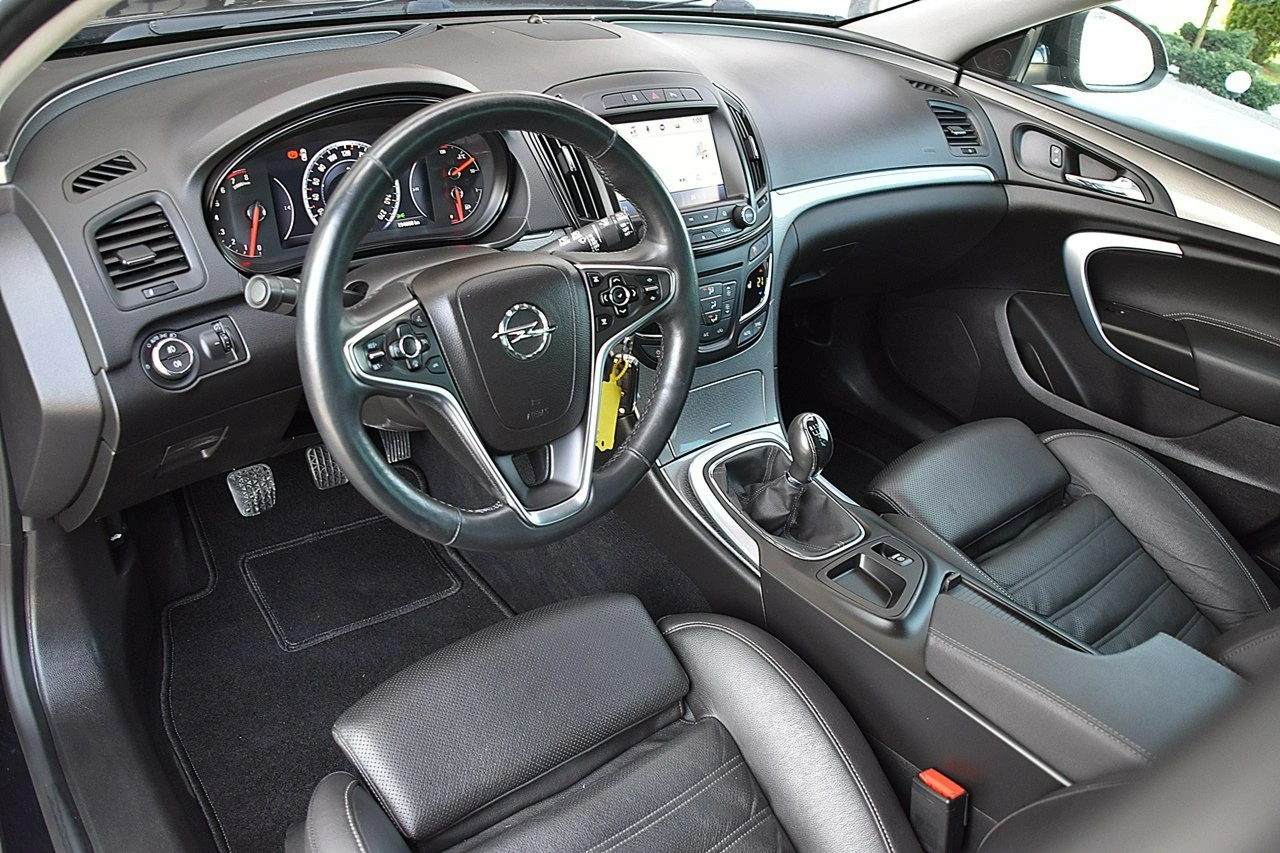 Opel Insignia - Zdjęcie 4