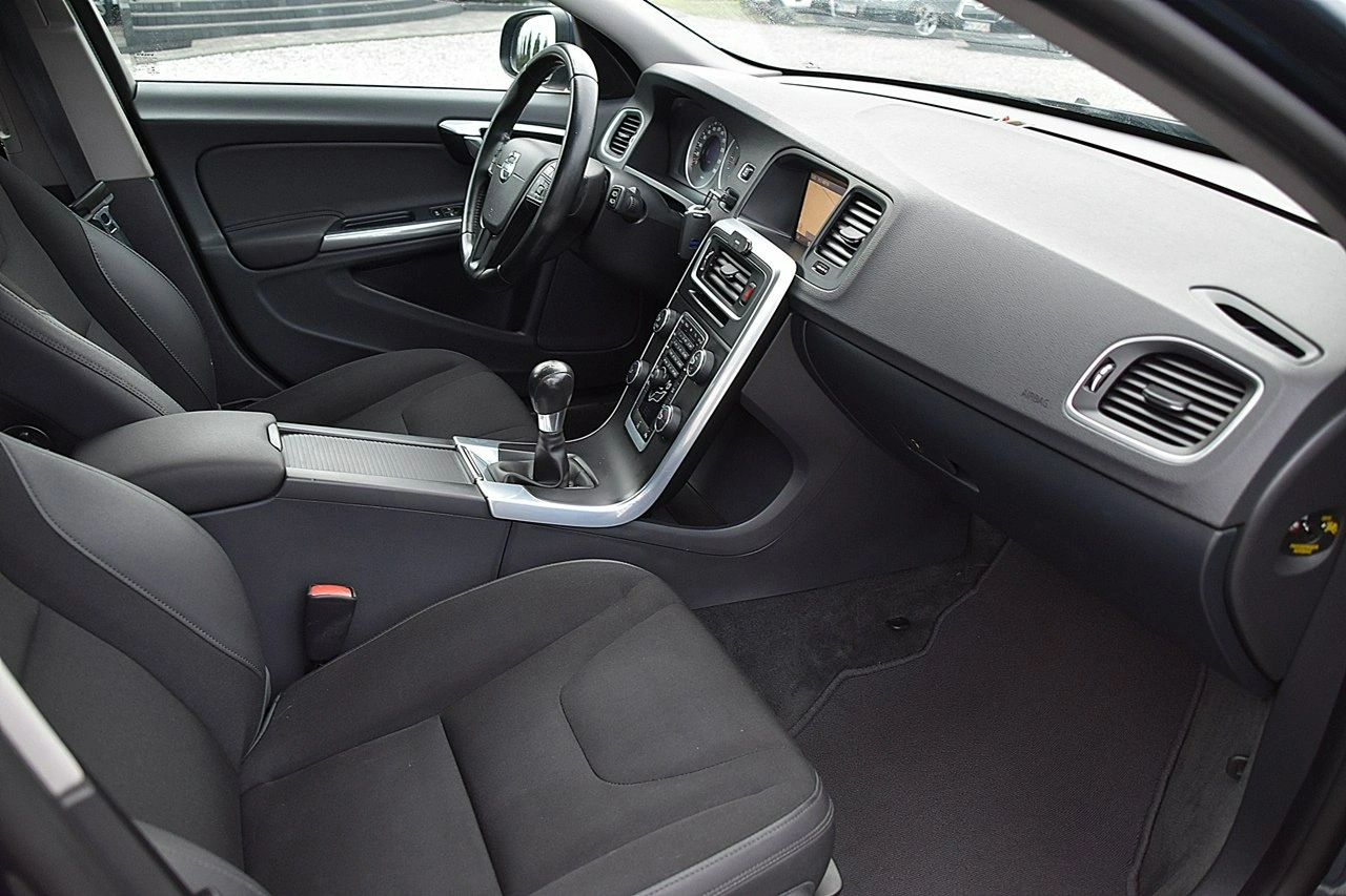 Volvo V60 - Zdjęcie 11