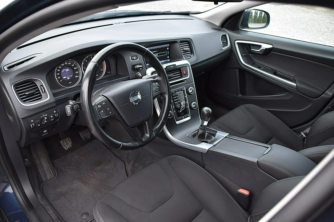 Volvo V60 - Zdjęcie 4