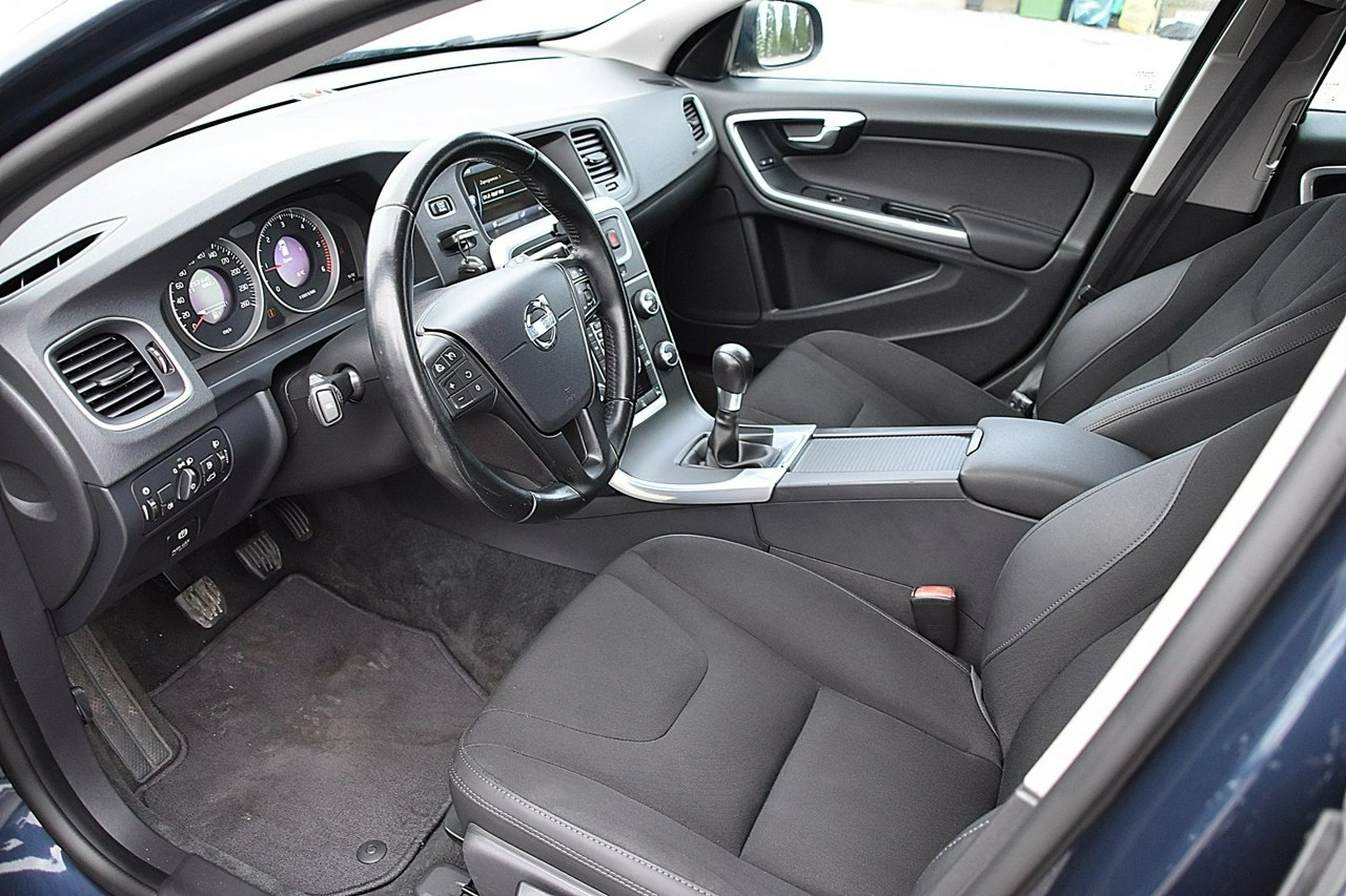 Volvo V60 - Zdjęcie 8