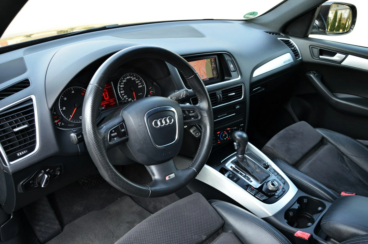 Audi Q5 - Zdjęcie 30
