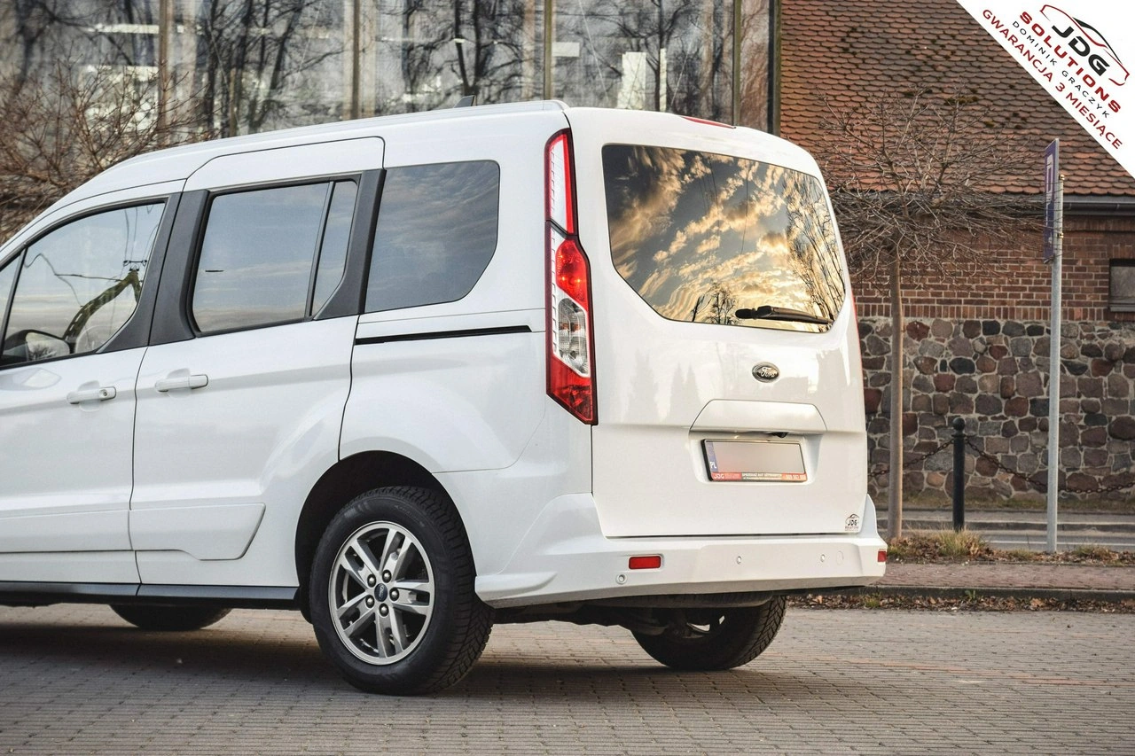 Ford Tourneo Connect - Zdjęcie 10