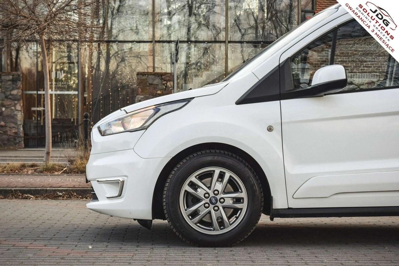 Ford Tourneo Connect - Zdjęcie 12