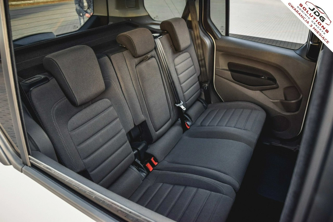 Ford Tourneo Connect - Zdjęcie 32