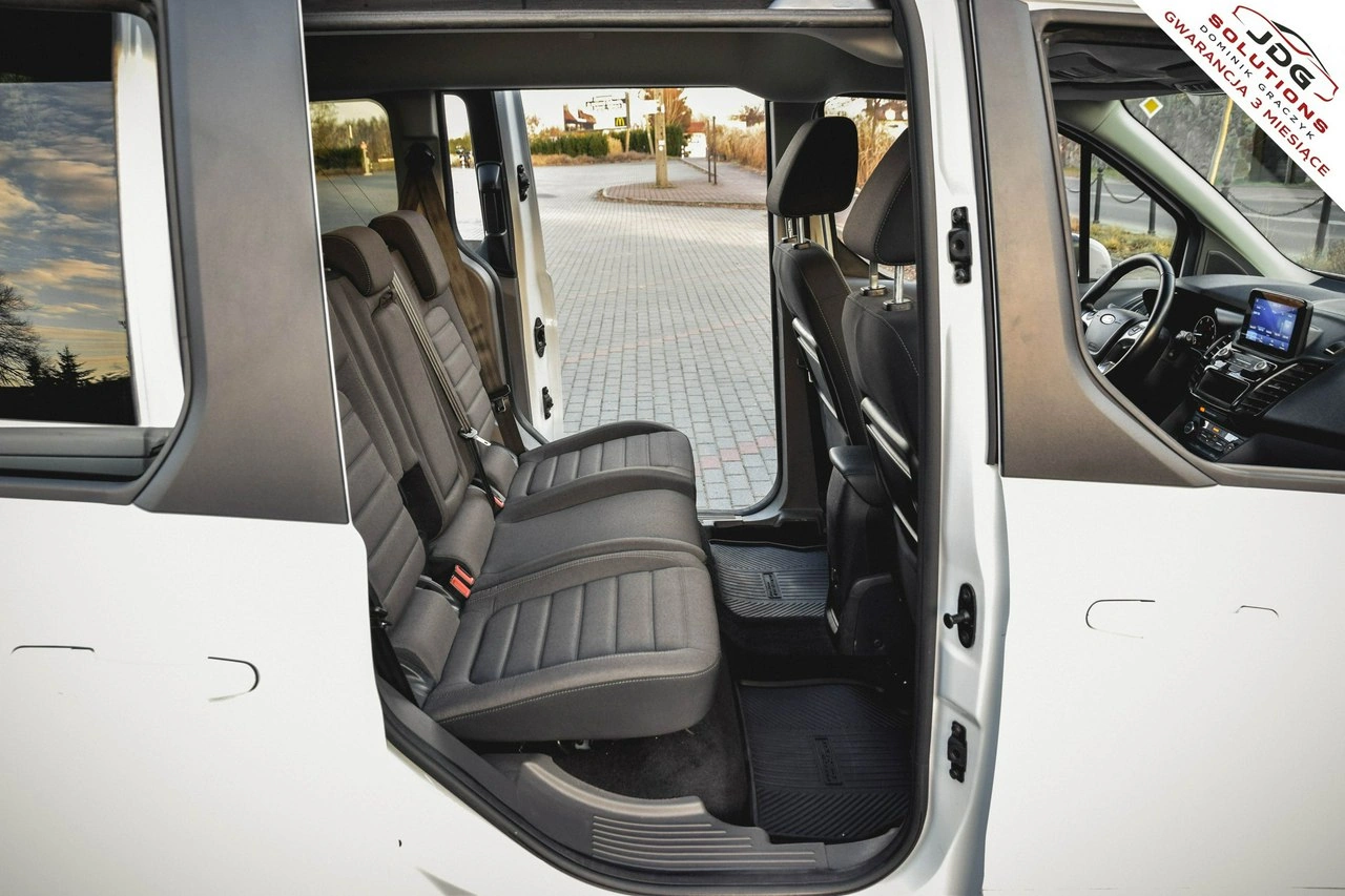Ford Tourneo Connect - Zdjęcie 33
