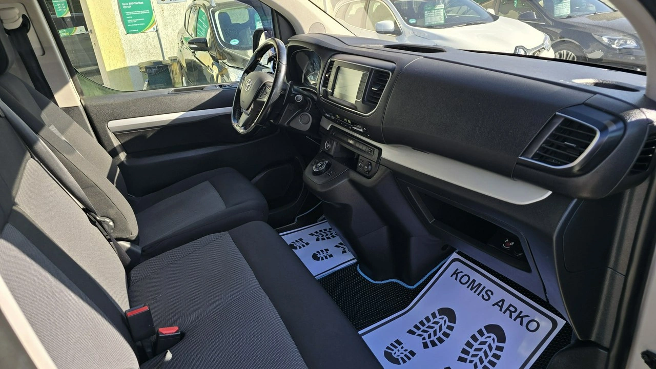 Toyota Proace Verso - Zdjęcie 13